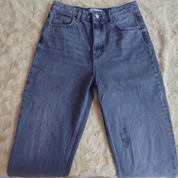 Zara Mom Fit Jeans - Picture 10 of 15